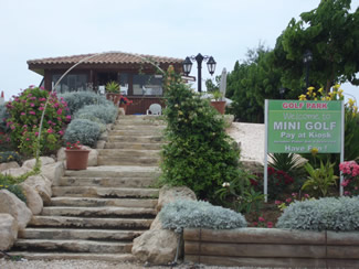 Steps up to golf course